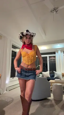 missing my buzz 😢 