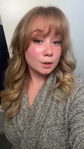 Don’t look into my beautiful eyes I’ll turn you to stone #fyp #foryou #halloweencostume #halloweenbaddie 