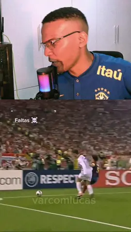 Gostei, isso que é futebol pow, esporte de contato!!!🧐 #futebol #futebolbrasileiro #futeboledit #cr7 #futebolmuleke 