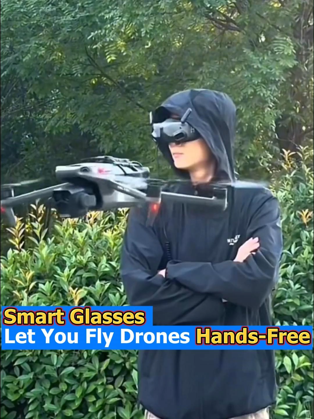 Smart glasses that let you control a drone with just your head?! 🤯🕶🚁 Turn left — it goes left.  Look up — it climbs higher. Hands-free flying has never looked this cool! 🙌✨#DroneControl #SmartGlasses #ChinaInnovation #HandsFree