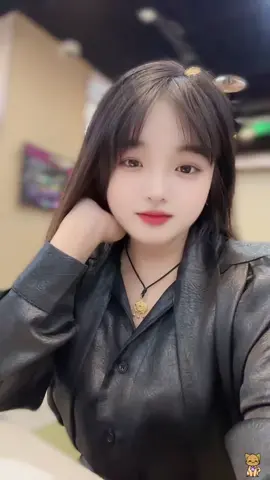 người ta được ngủ nướng, e thì vẫn đi cày#xuhuong #xuhuongtiktok #gaixinh 