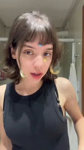 essas mechinhas da frente tão me fazendo pensar