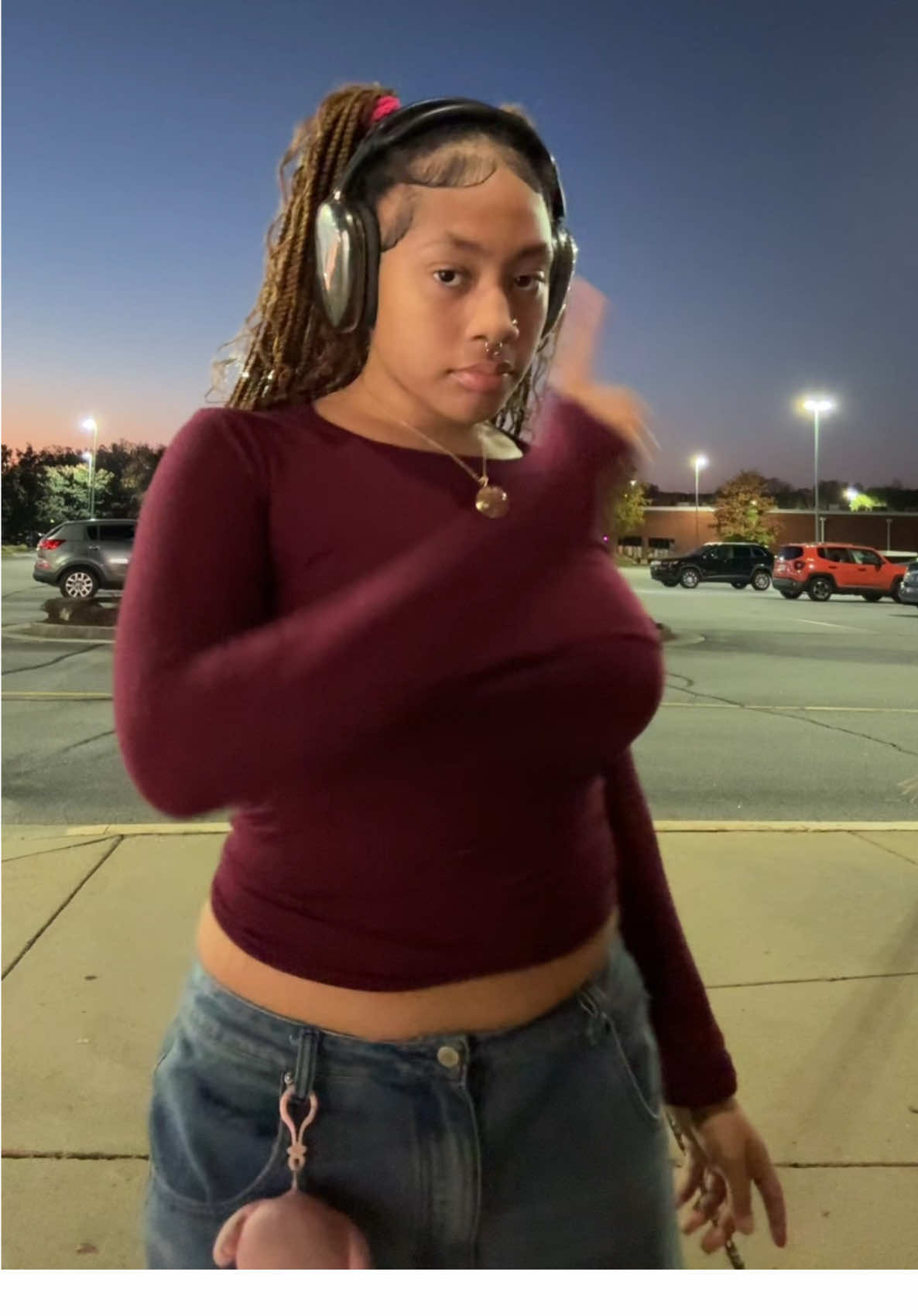 I give this dance a 9.4/10 . Happy Halloween everyone!🎃 #il0vebunii 