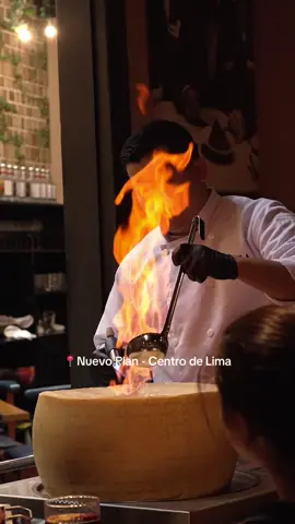 El plan perfecto para parejas ❤️🍷 #restaurantes #viral #planes #centrodelima #xzyabc 