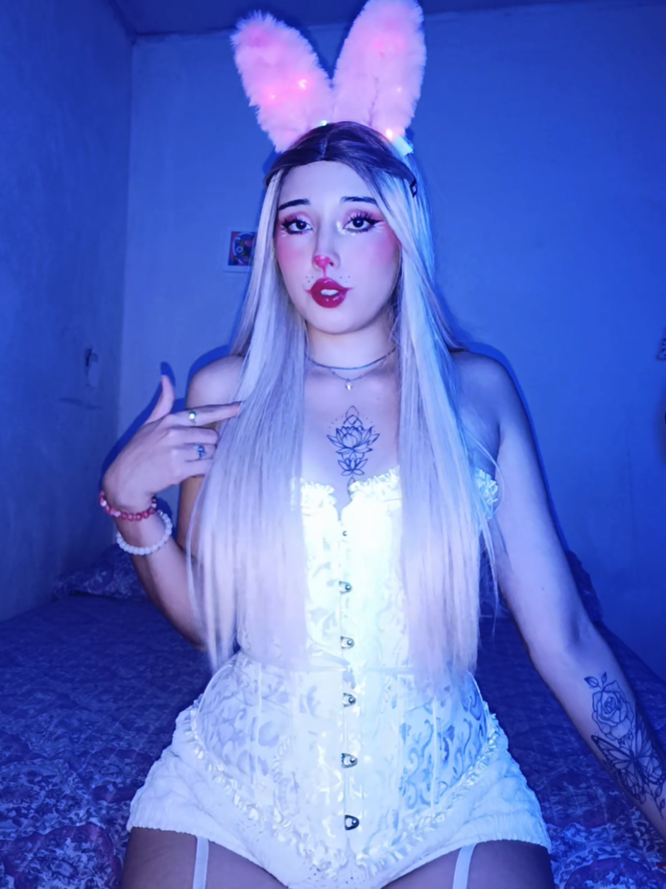 último disfraz de este halloween 🐰@Dani.Arce.A #lipsync #coneja #halloween #disfraz 