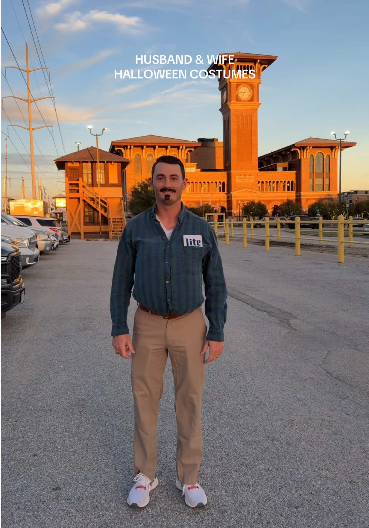 Everyone tell austin his costume is great  #Halloweencostume #lastminutecostume #husbandandwife