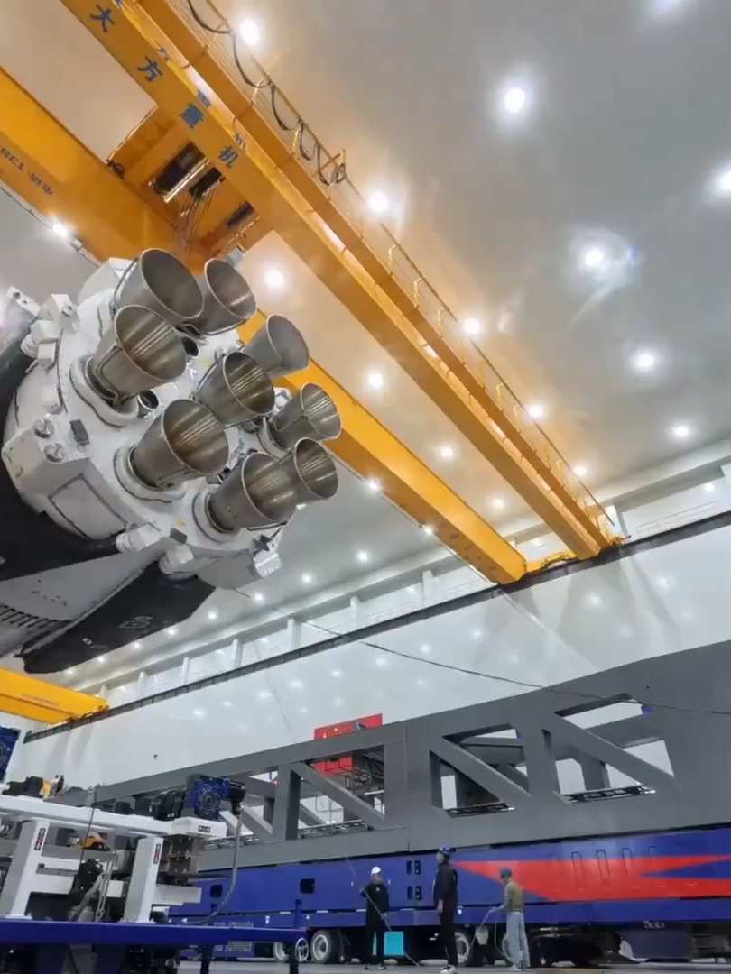 China’s first reusable rocket, Zhuque-3, has completed engine tests and entered the final stage of preparations before its maiden flight. 🚀🇨🇳 #Zhuque3 #ReusableRocket #SpaceChina #Aerospace #Innovation #ChinaVibes