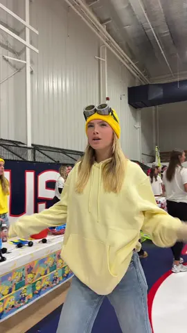 Happy Halloween huskies!!! 🎃 #uconn #womeninsports #halloween #womenstennis 