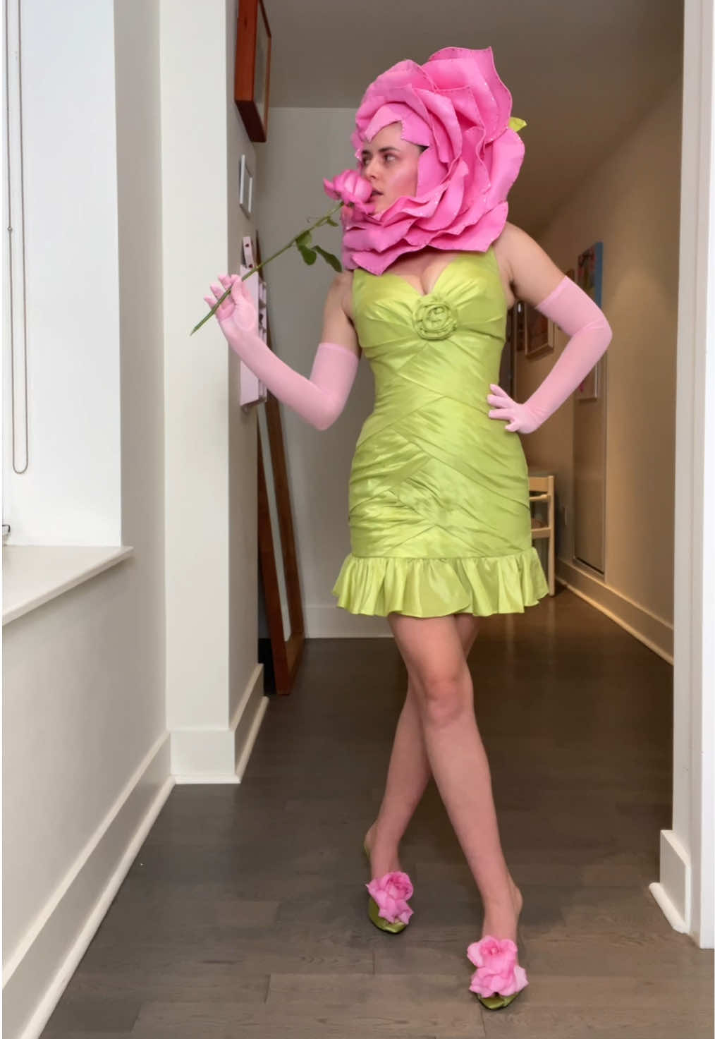 Costume 2!! Hat made by me. Dress is vintage #halloweencostume #rose 