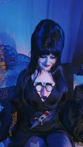 last day to get this #Elvira shoot in our links! huge thank you to @aliciaonset for making this cuteness for me 🥺💖🥺💖🥺💖