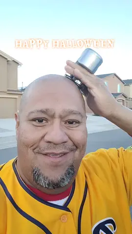 Happy Halloween from SKULLSHAVER #Skullshaver #mrcordova #halloween @Mrcordova38 🤙🏽 