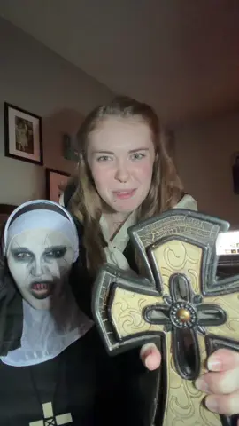 happy halloween lol #thenun #lorrainewarren #theconjuring #theconjuring2 #halloween 
