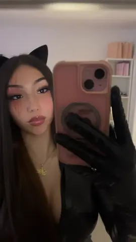 happy hallowwwwww #wlw