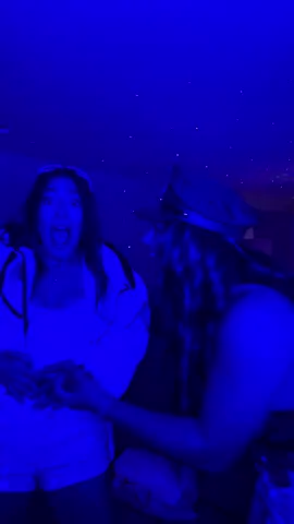 She put Raisin Bran in my belly button