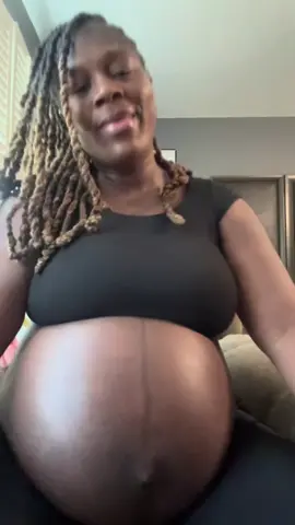 Happy Halloween 🎃 #happyhalloween #pregnant #36weekspregnant #novembermommy 