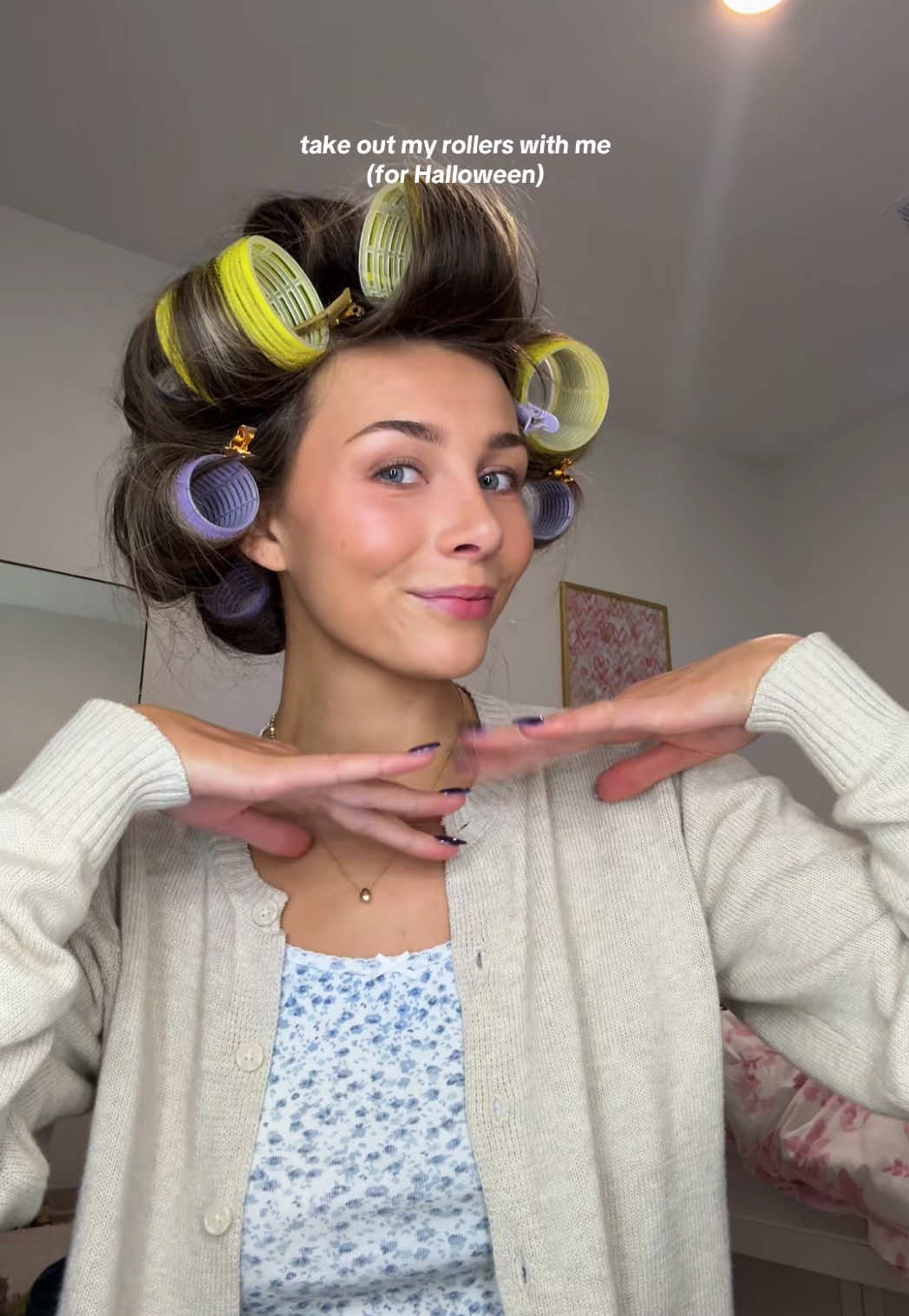 turned out so good!!!  #hairrollers #halloweenlook #blowout 