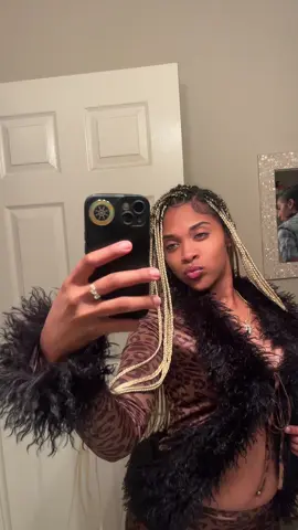 So FINEEE😍😍 #fypシ゚viral 