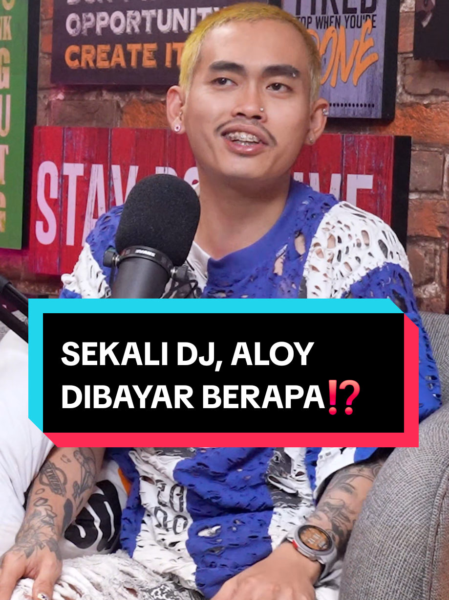 berantem mulu kayak tetangga 🤣🤣 #podhub #aloy #ibot #marapthon2 #vidialdiano #deddycorbuzier #podcast 