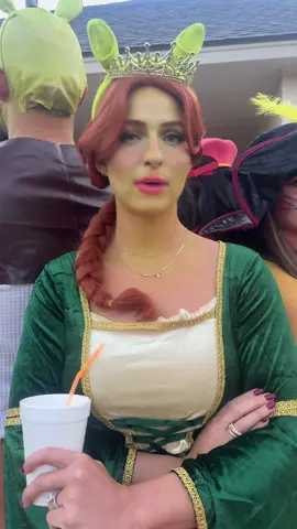 Shrek Tails @Zach Williams @Addi_d @mdunham1 #shrek #halloween 