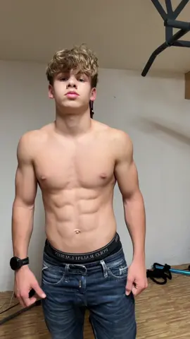 Back.  #formcheck #athleteaesthetic #lockedin #grindmode #fyp