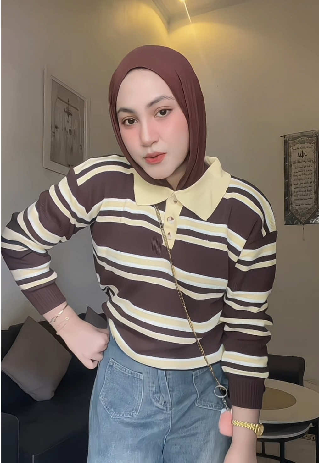 Cakep banget ga sih 💛🤎 #blouse #rajutmurah #atasanwanita #blouseknit #ootdhijab 