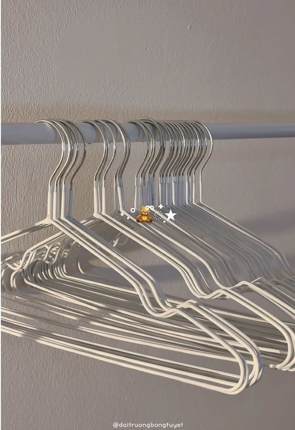 Set 30c móc treo quần áo rẻ lắm lun 🤩🤩 #moctreoquanao #dogiadung #dogiadungtienich #unboxing #doitruongbongtuyet 