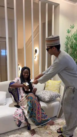 #arewatiktok #familylove #fypシ #viral #xyzbca @𝓢𝓪𝓫𝓻𝓮𝓮𝓷🎀 @Amirhanaash2211 @hadiza shehu @ℋ𝒶𝓊𝓌𝒶 🎀🫶🏾  @Itban Malami @lipgloss, giftbox in Abuja 