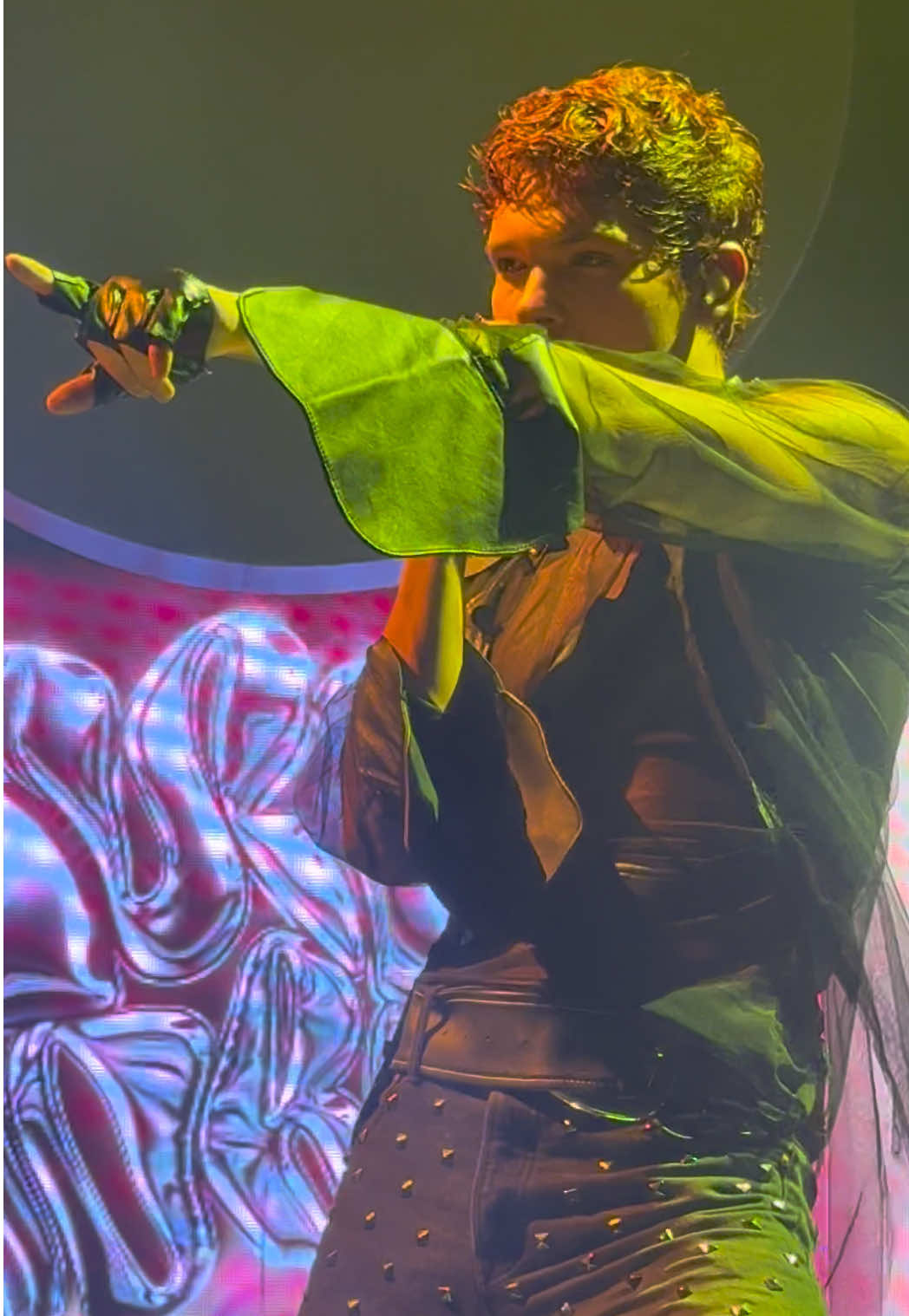 Omar Rudberg singing his new single ‘Malandro’ at Zara Larsson’s Midnight Sun Tour Berlin show - out on all streaming platforms NOW!  @OMAR #omarrudberg #zaralarsson #midnightsuntour #concert #malandro 