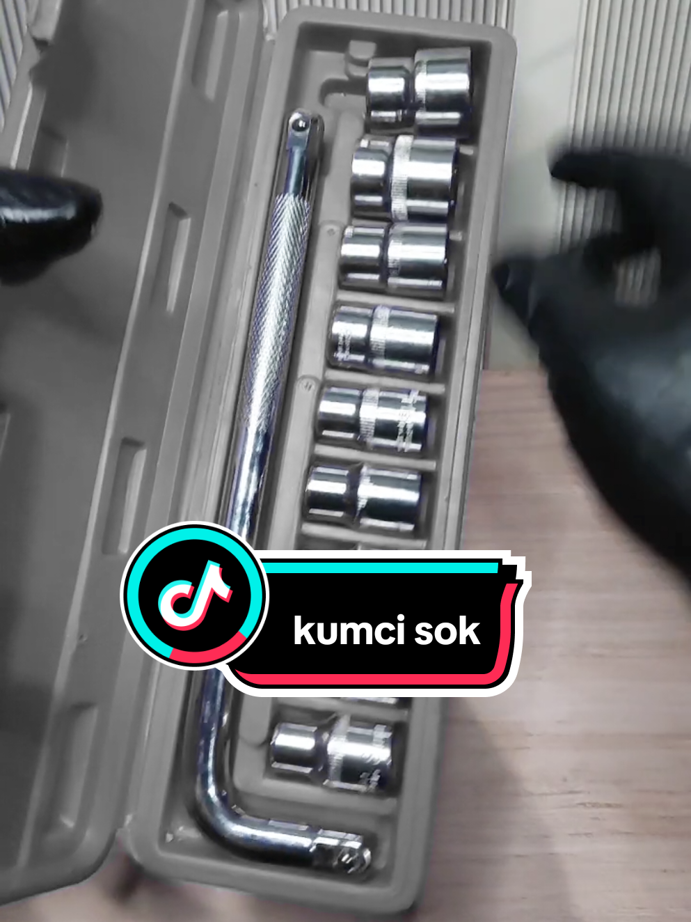 kunci sok set 1kotak 10 mata kunci ukuran 8 sampi 21mm #kuncisok #kuncisokset #kuncisocket #kuncisocketmultifungsi 