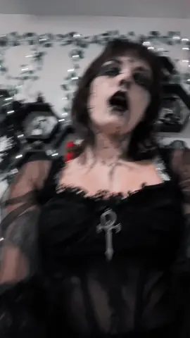 Happy black metal Halloween 🖤🖤  #hallowen #blackmetal #metalhead #corpsepaint 