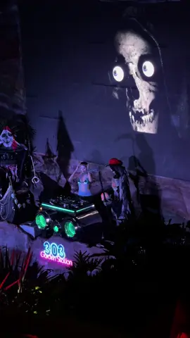 Nàng tiên cá của nhà em tối qua 🥰  #303GardenStation #tohopgiaitri #phamvandonggovap #DJ 