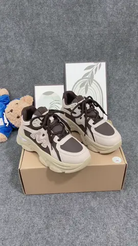 Giày thể thao đế cao tôn dáng 😻 #reviewgiay #reviewgiaydepgiare #giaysneaker #giaythethao #xh                