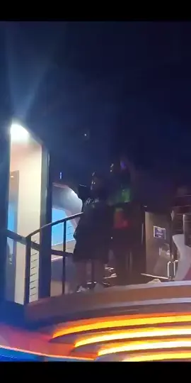 Bossman Dagris na DJ Dirty Fingers vibing at Cosmo balcony😍 Dagris be like....Yumi stp lo ples ohhh😂😂#pngtiktok🇵🇬 #fyptiktokviral 