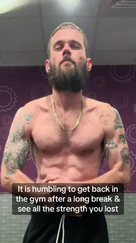 Back on my muscle gaining journey. This is a good point to get pictures again since I have lost so much muscle mass after surgery. It feels so good to be back in the gym. The smartest thing I did last time was document my progress sound here comes round 2 💪 