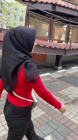 awali bulan november dengan senyum yang manis 🤭🤭#fyppppppppppppppppppppppp #jalanjalanpagi #iphone 