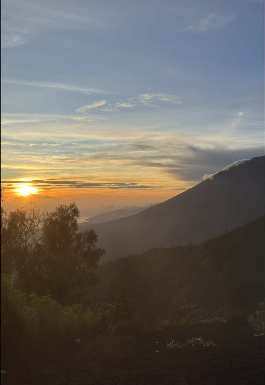 belum move on sama cantiknya bukit trunyan, smga dikasi kesempatan kesini lagi🥹🍃⛰️ #alam #bukittrunyan #mendaki #bali #view 