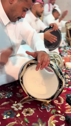 احلا الليالي مع فرقة الأهدل للفن الينبعاوي الأصيل 🔥👌🏼👍🏼✅ @فرقة الأهدل 🎼 @أبو خالد.. @طارق احمد @﮼عزواللياتي♪ #ينبعاويات_الفن_الاصيل💤 #ترند #اكسبلورexplore #ترندات_تيك_توك #ترندات 