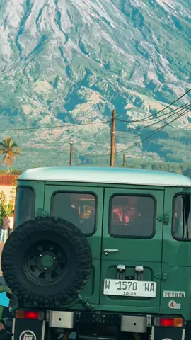 Morning in Teras Semeru #lumajang24jam #pronojiwo #gunungsemeru 