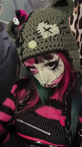 grrrrr meow 🧟‍♀️🎀