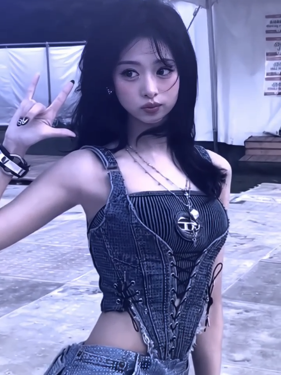 #ahyeon #babymonster #kpopfyp #lewatberanda 