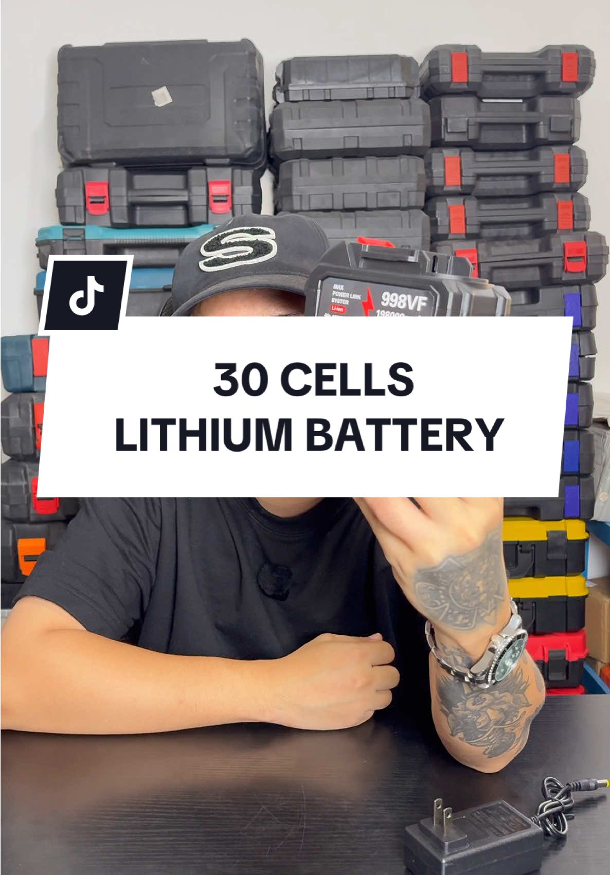 Replying to @Roberto M Fabricante jr 30 CELLS LITHIUM BATTERY! SOBRANG TAGAL NETO MALOWBATT!!! #lithiumbattery #battery #trending #fyp 