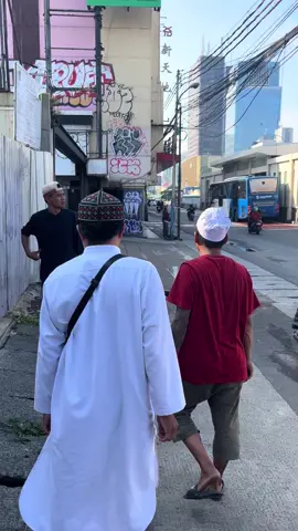 Bismillah 3 bus hari ini 01 - november - 2025 dari jakarta kemedan ijtima’ kotabaru lampung , semoga Allah mudahkan . Target kehadiran minimal 5juta ummat islam🔥💪🏼 Allah qobul farma🙏🏼  #jakarta #khurujfisabilillah #dakwahwatabligh #fiypシviral #ijtima 