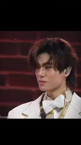 Và Phuwin cũng đã thì thầm cho Pond nghe rằng “Em Cũng Yêu Anh”, 2 người nói lời yêu mà người rung động là t nè😭😭 #pondphuwinfancon #pondphuwin #ppnaravit #phuwintang #kmhn🐼 