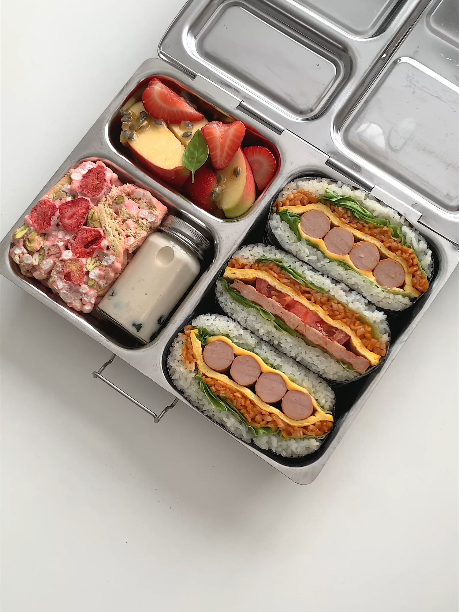 Pack a Bento for My Daughter  - day 77 🍱 和我一起做便當#lunchbox #cooking  #bento #asmrvideo #food #bentobox #kawaiifood #便當 #愛心便當 #헬로키티 #도시락 #사랑도시락 #ハローキティ #キャラ弁 #お弁当