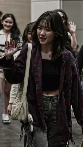 Jangan cari eskrim pink 🗿... #fypppp#jjtiktok#marshajkt48 @Matcha🍵 