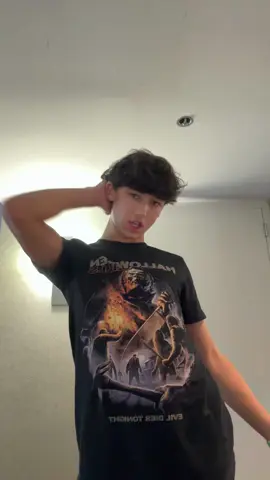 troye sivan #troyesivan #halloween 