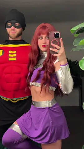 robin + starfire ❤️‍🔥 #teentitans #halloween #transition 
