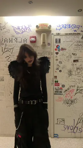 ryuk or final opium boss for halloween ?? 