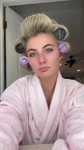 Costume reveal! 👛 #fembot#austinpowers 