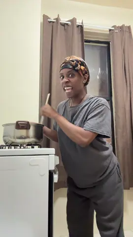 When you was raised by Madea but Celia Cruz was the babysitter #fypv #spanishtiktok #spanishmusic #spanishsongs #spanishsong 